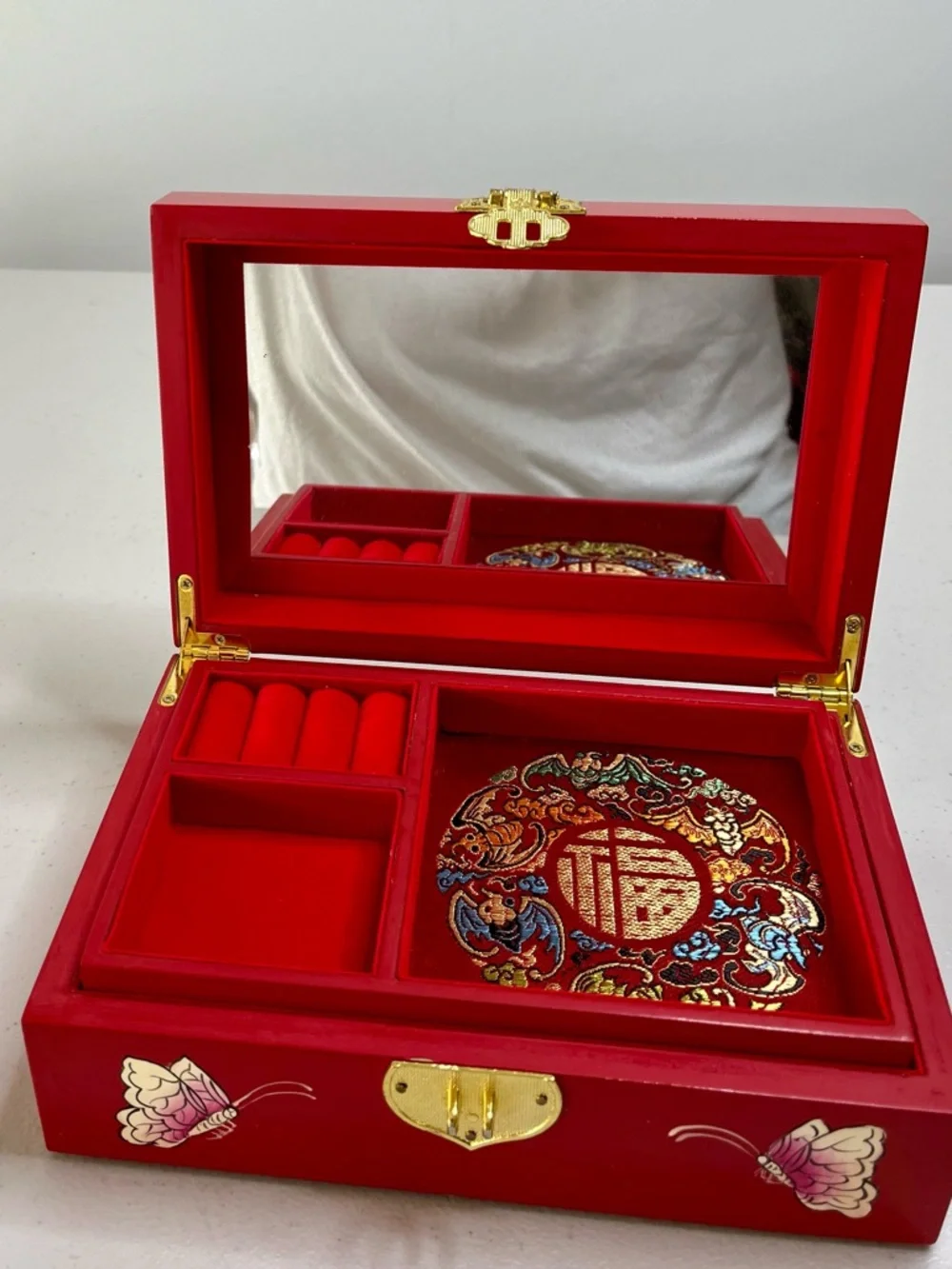 Red Vintage Wooden Jewelry Storage Box with Hand-Painted Floral Design